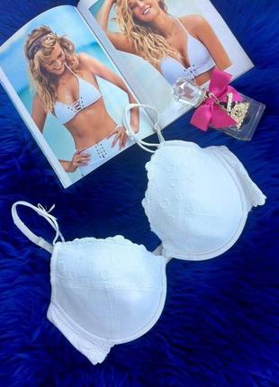 Look красивий бюстгальтер з вишивкою з тоненькими бретелями . бюстьє. look