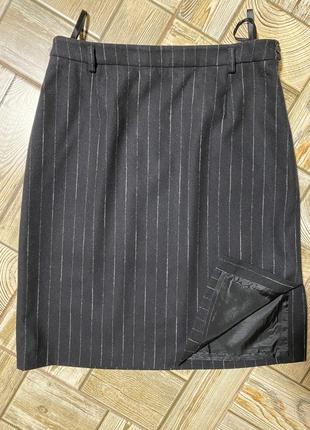 Тёплая шерстяная юбка в полоску с разрезом сбоку betty barclay