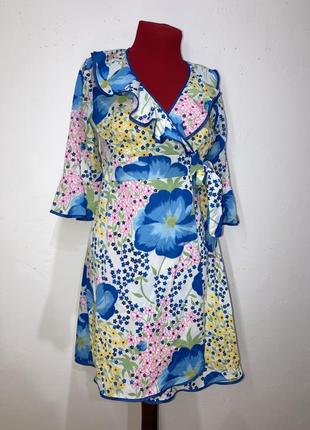 Винтажное мини платье из 70тых на запах в цветочек оборки нарядное
