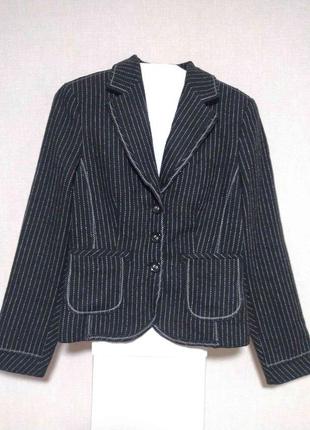 Стильный фирменный жакет,пиджак.7 фото