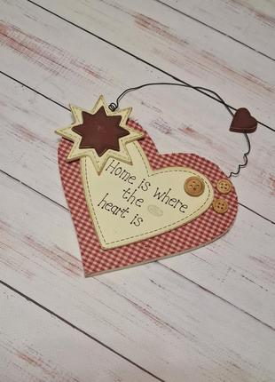 Декоративная картина-табличка "home is where the heart is"