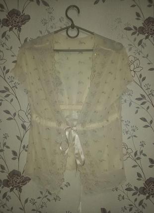 Невесомая нежная накидка