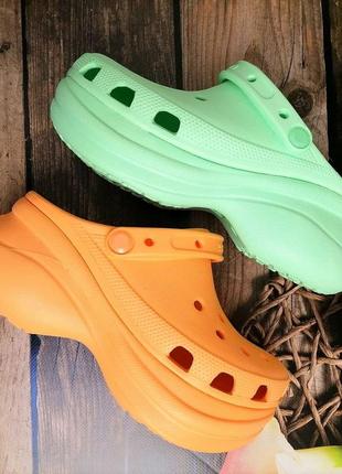 Женские кроксы на платформе crocs classic bae clog cantaloupe оранжевые5 фото