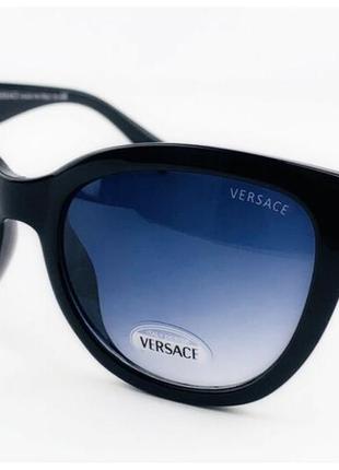 Трендовые очки солнцезащитные с градиентом серые