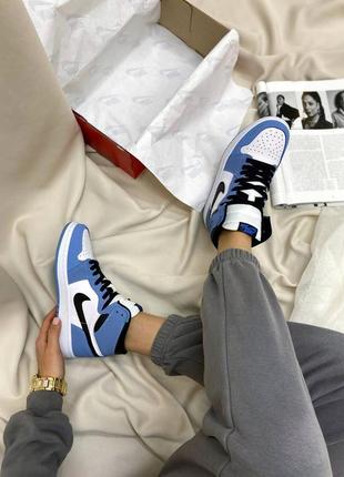 Женские кроссовки демисезонные nike air jordan university blue, модная модель найк джордан5 фото