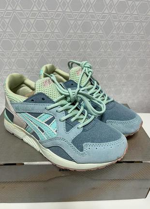 Кроссовки кроссовки asics