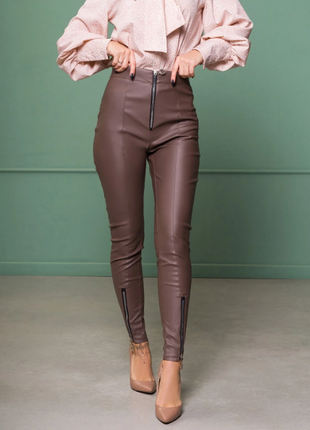 Кожаные облегающие брюки леггинсы с молниями высокие 3 цвета4 фото