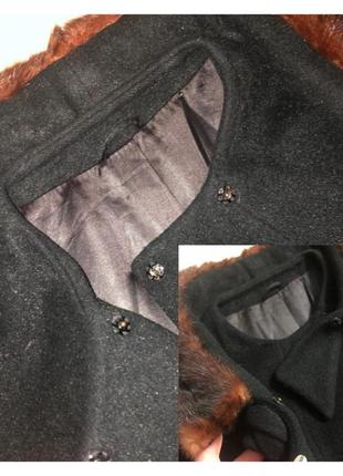 Отличное стильное пальто с мехом3 фото