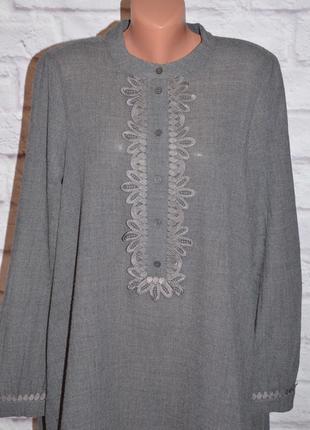 Платье свободного кроя декорированное кружевом с боковыми карманами "hobbs"2 фото