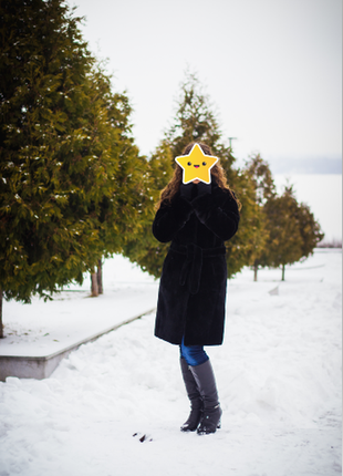 Продається шуба мутонова.