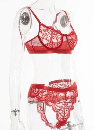 Комплект женского кружевного нижнего белья без косточек красный3 фото