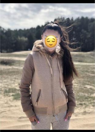Женская курточка /ветровка