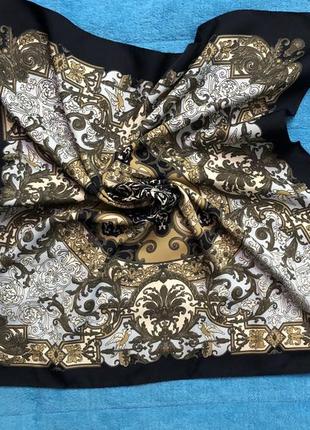 Шийна хустка італійська