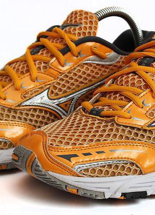 mizuno wave precision 9