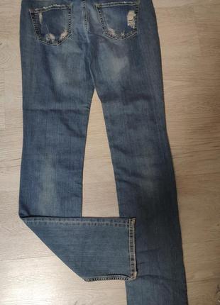 Стильные рваные джинсы8 фото