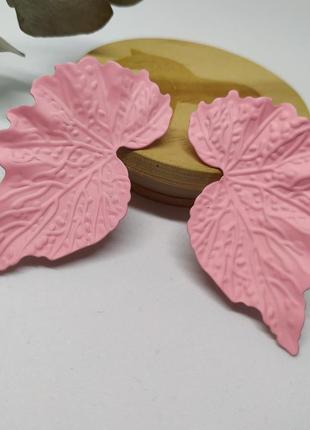 Рожеві сережки пусети листя сережки крила кульчики рожнві крила листок3 фото