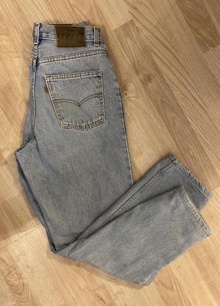 Джинсы levi’s