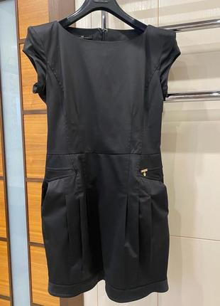 Платье zara в пальм𚵖 фото