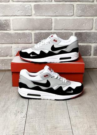 Кросівки nike air 270 react .