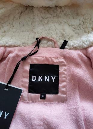 Фирменная куртка dkny оригинал на девочку зимняя7 фото