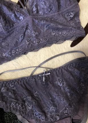 Комплект белья кружевной