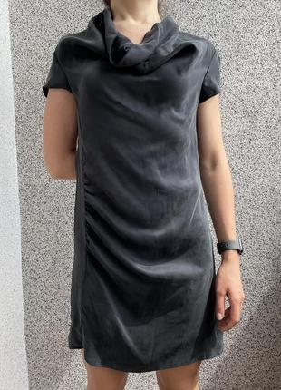Платье женское черное с сборка со стороны liu jo трендовое, жіноча сукня чорна.
