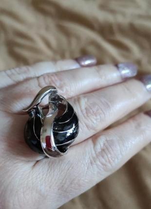 Крупное кольцо чёрная эмаль