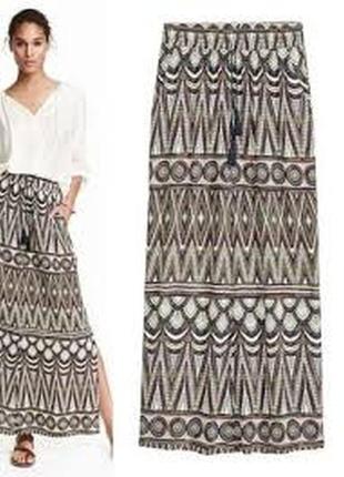 Трикотажна спідниця з розрізами