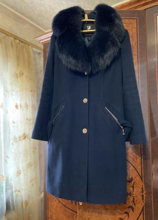 Пальто с мехом5 фото