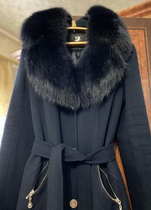 Пальто с мехом3 фото