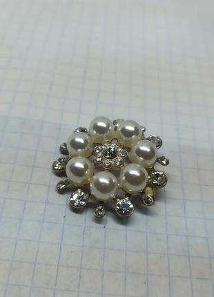 Брошь 2