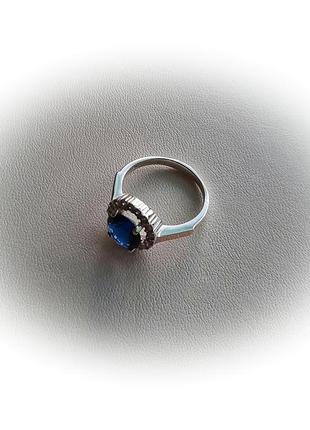 🫧 17 размер кольцо серебро с золотом сапфир синий4 фото
