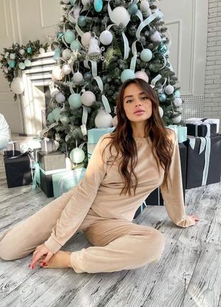 Комплект з плюшу