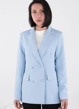 Стильный голубой удлиненный пиджак жакет модный небесный
