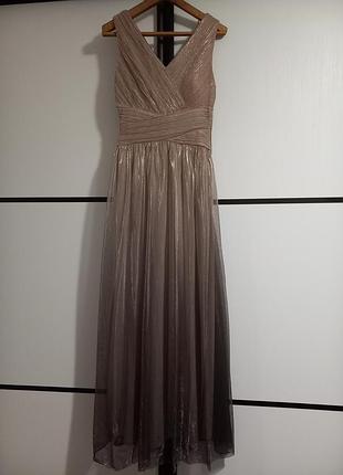 Вечірня сукня