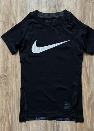 Подростковая тренировочная компрессионная футболка nike pro2 фото