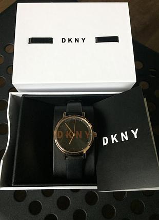 Dkny годинники