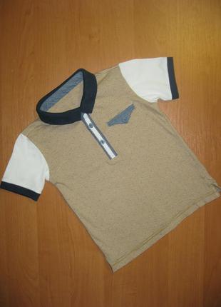 Футболка "age" розмір 2-3 роки.