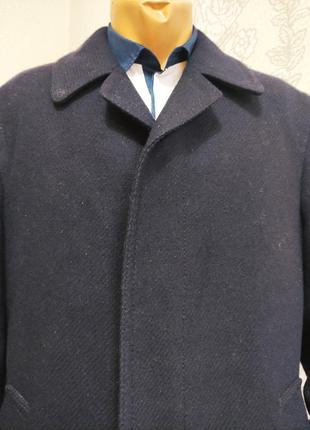 Стильне класичне шерстяне чоловіче пальто.3 фото