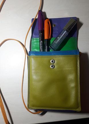 Яскрава шкіряна кольорова сумочка.💚💜💙.