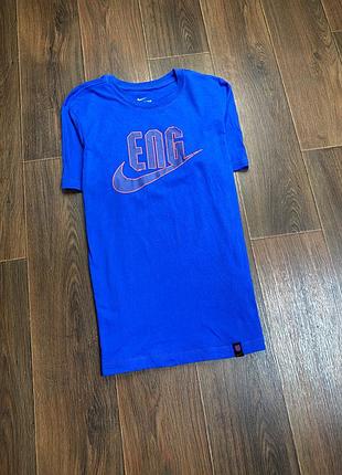 Чоловіча крута оригінальна футболка nike розмір s