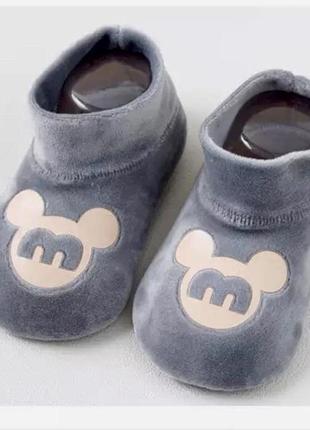 Оксамитові теплі тапочки міккі