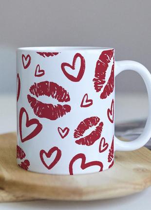 Оригінальна чашка з поцілунками подарунок на день народження1 фото