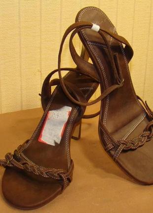 Босоніжки dolcis (розмір 39)