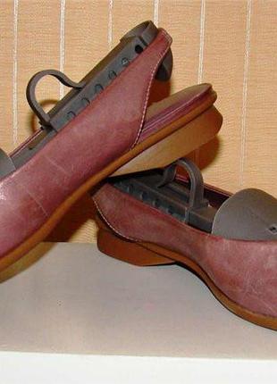 Босоніжки lili (розмір 37)