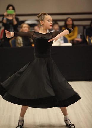 Плаття для бальних танців