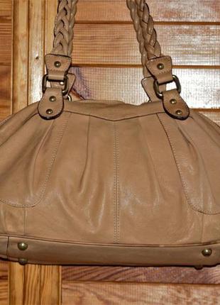 Легкая, большая, красивая кожаная сумка oliver bonas!