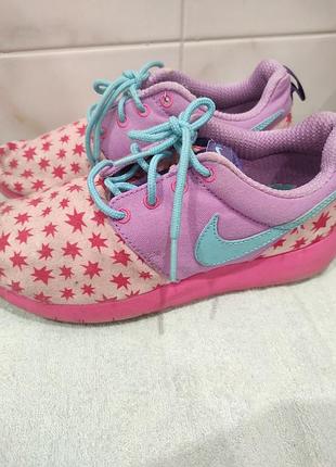 Кроссовки женские nike
