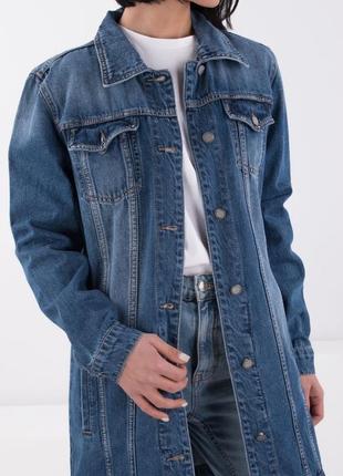 Стильный синий удлиненный джинсовый кардиган с рисунком джинсовка куртка4 фото