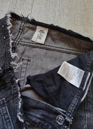 Укороченые джинсы кюлоты hm
оригинал
новые, только бирки надрезаны6 фото